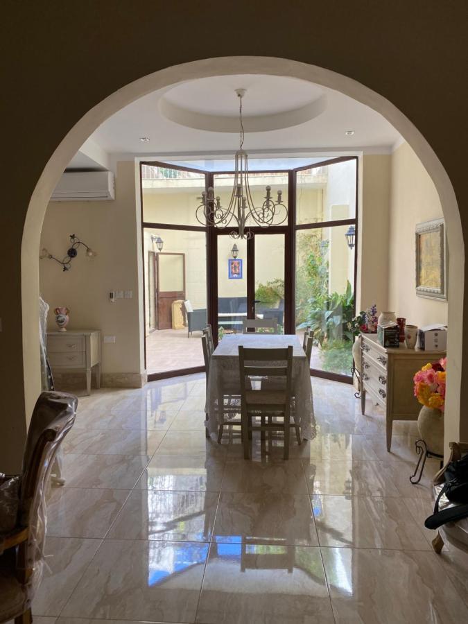 Magical Casalgo House Apartment Виктория Екстериор снимка